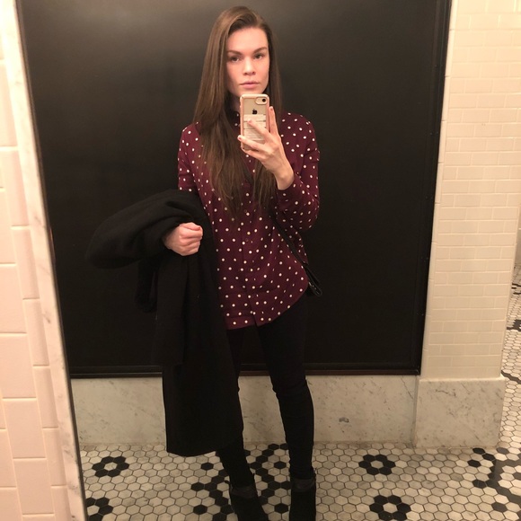 Meet your Posher, Amanda - Picture 2 of 8